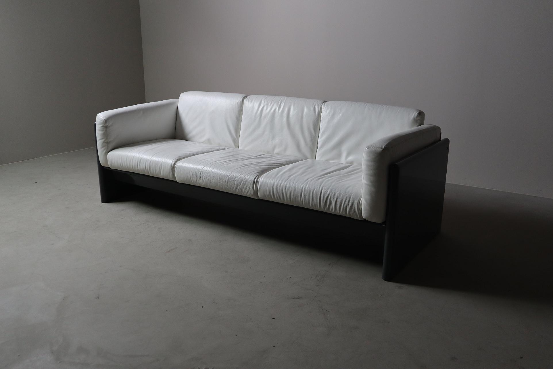 Sofa – “Arnolfo” for Simon International